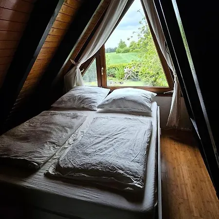 Шале In Freilingen Mit Seenaehe Mitten In Der Бланкенхайм